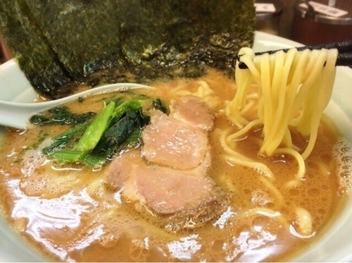 「ラーメン(680円)」@横浜らーめん 渡来武の写真