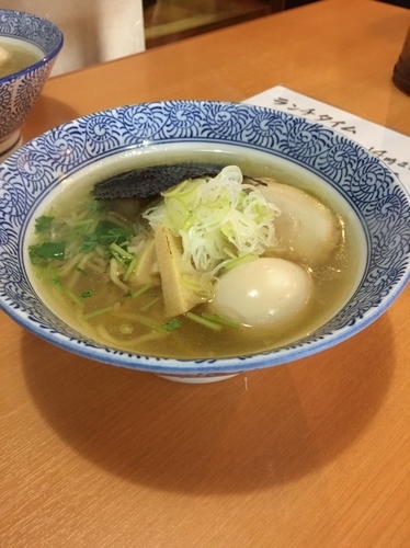 「淡麗とりそば＋味玉（ランチサービス）」@麺匠 清兵衛の写真