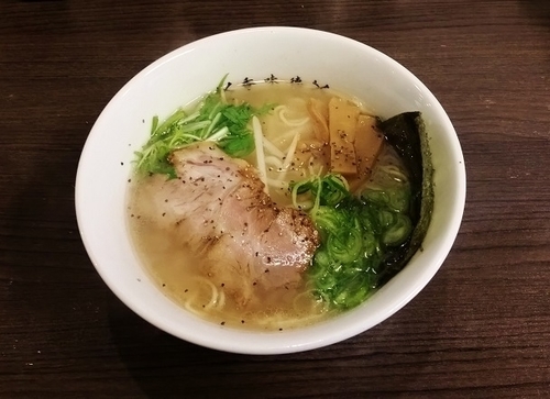 「香味徳ラーメン」@牛骨ラーメン 香味徳の写真