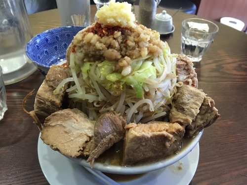 「昼限定 けんじろう中全増し＋肉増し(肉増しはこの時限定です)」@DOG HOUSEの写真