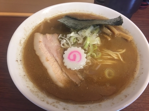 「煮干中華そば　750円」@つけめん 三三㐂の写真