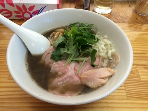 「煮干しそば  濃い目」@中華そば よしかわの写真