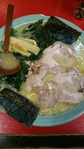 「正油ラーメン」@壱発ラーメン 八王子店の写真
