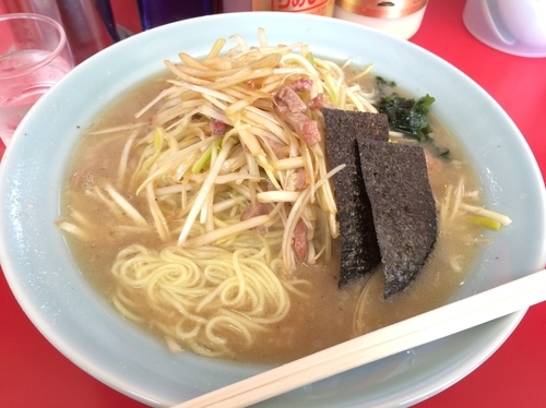 「ネギラーメン中盛り【850円】」@ラーメンショップ 寒川西店の写真