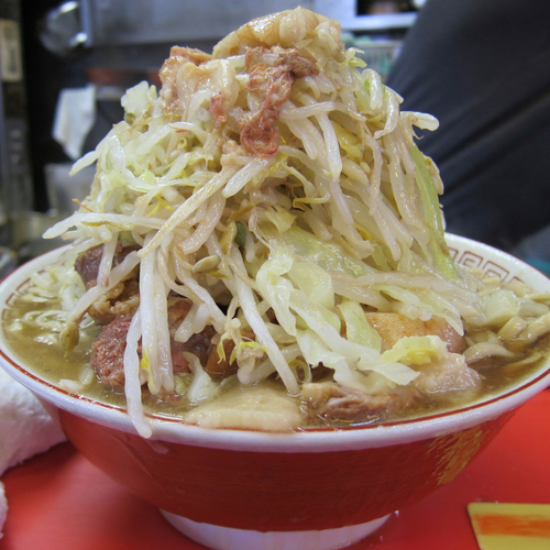 「ぶたダブル大ラーメン 850円（ヤサイマシマシ・アブラ）」@ラーメン二郎 三田本店の写真