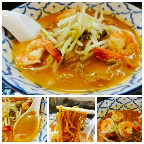 「【限定】トムヤム味噌ラーメン900円唐辛子とトマトの麺に変更」@づゅる麺 池田の写真