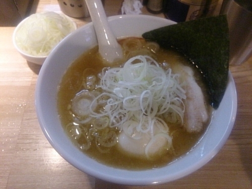 「節と白湯の中華そば 白湯多め」@らーめん 月の兎影の写真