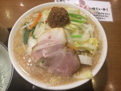 「たまげた山らーめん」@つけ麺ゆきむら 吉衛門の写真