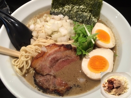 「【限定】鶏白湯煮干そば（780円）＋替玉（150円）」@麺屋しゅうの写真