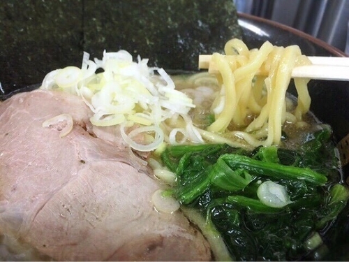 「ラーメン(700円)」@雷家の写真