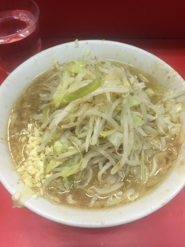 「ラーメン、少なめ、ニンニク」@ラーメン二郎 三田本店の写真