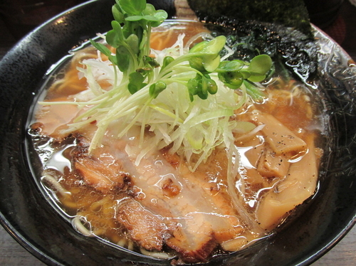 「中華牛そば　「700円」」@麺屋 中川會 神保町店の写真