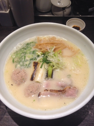 「【限定】鴨白湯そば」@鶏そば 雫一 大袋店の写真