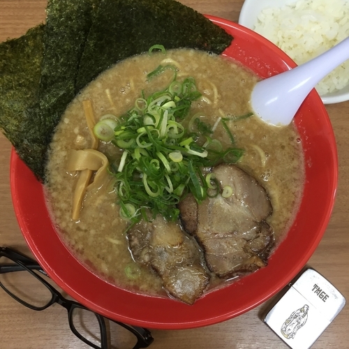 「超濃厚Ａ級豚骨」@熱血らーめん in Yokohamaの写真