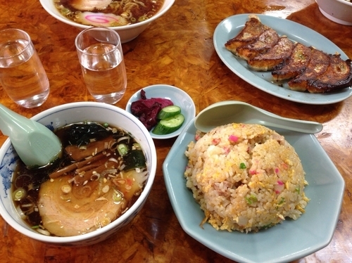 「半ラーメンチャーハン」@かし亀の写真