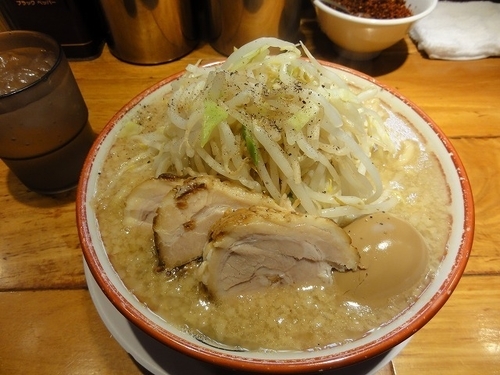 「麺少なめ玉子付 780円」@らーめん バリ男 新橋本店の写真