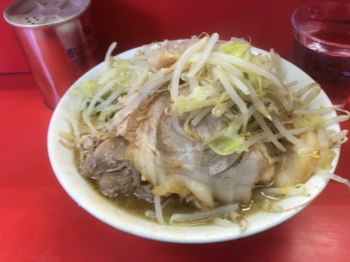 「小豚(ヤサイ、ニンニク)」@ラーメン二郎 三田本店の写真