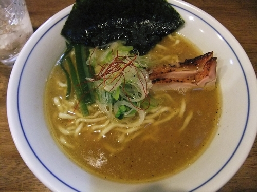 「鶏そば（700円）」@らぁめん 欽山製麺所の写真