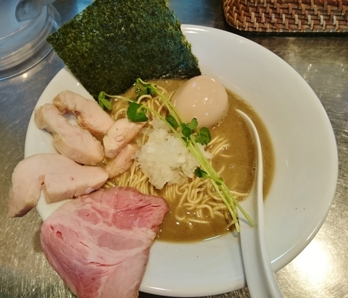 「濃厚煮干豚骨（3/5 限定） 800円」@さんじの写真