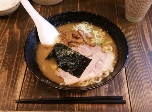 「ヨシベーラーメン（醤油）」@ラーメン ヨシベー 西葛西店の写真
