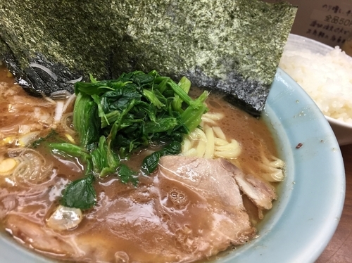 「らーめん 750円 のり増し 50円 ライス 50円」@横浜家系 侍 渋谷店の写真