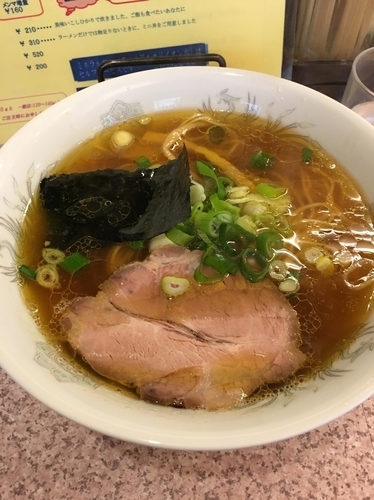 「醤油ラーメン 780円」@ラー麺専門店 こしがやの写真