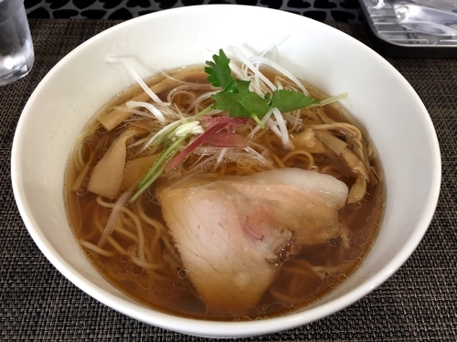 「赤青醤油らぁ麺」@赤青(MURASAKI)の写真