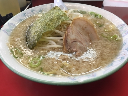 「ニンニクラーメン(カタメ、コイメ) ¥780」@MURAYAMAホープ軒 本店の写真