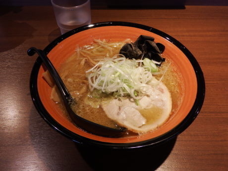 「熟成あら味噌らーめん」@麺や 虎鉄 西岡店の写真