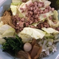 節骨ラーメン（醤油） 730円（キャベチャ+200円）