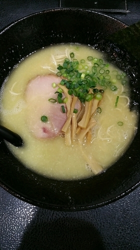 「濃厚塩ラーメン」@海友の写真