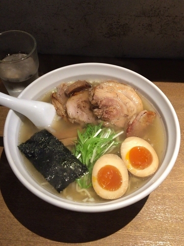 「塩あぶりチャーシューメン」@Dragon Noodle's ドラゴンラーメンの写真