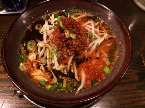 「麻辣豚骨麺」@光麺 新宿南口店の写真