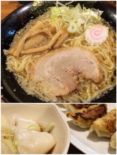 「東京醤油ラーメン+肉汁餃子+エビ餃子+ネギチャ丼」@横浜家系ラーメン 壱角家 新宿3丁目店の写真