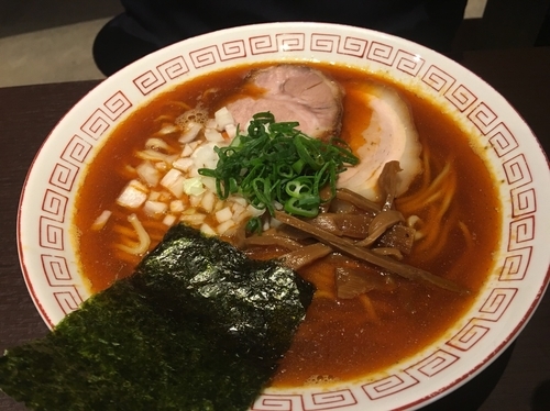 「辛い中華そば」@中華そば 飯村製作所の写真