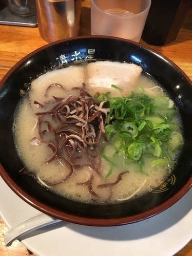 「博多ラーメン600円+替玉120円」@博多ラーメン 清水屋の写真
