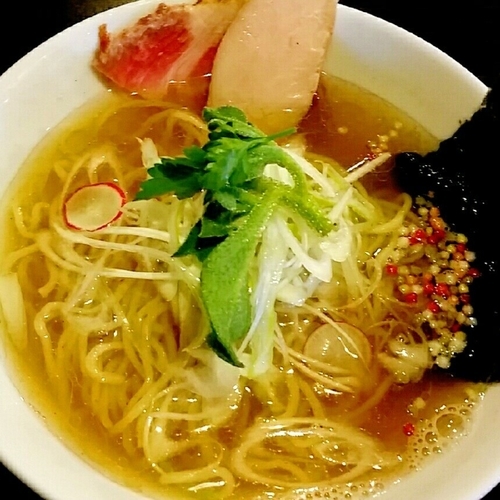 「白トリュフ薫る貝と煮干し　７３０円他」@中華そば 先崎の写真