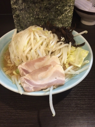 「ラーメン+野菜」@横浜ラーメン 増田家 西船橋店の写真