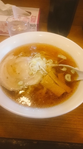 「醤油ラーメン」@手打ちらーめん はやぶさの写真