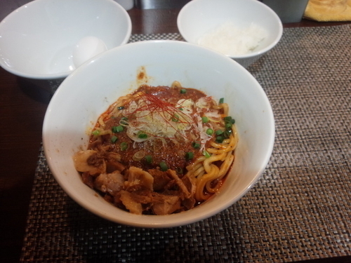 「麻婆まぜそば＋プチライス」@らぁ麺 やまぐち 辣式の写真