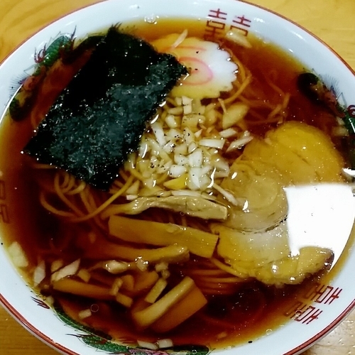 「昔ながらのしょうゆらーめん　300円」@麺屋 味噌一 本店の写真