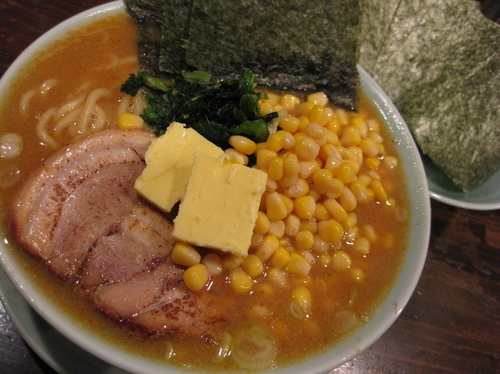 「味噌バターコーン￥900＋のり￥80」@横濱家系らーめん 濱家 館林店の写真