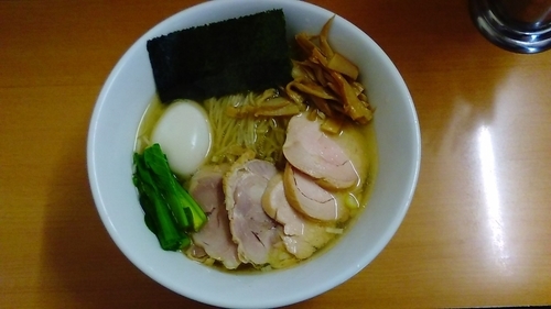 「塩中華そば(大盛)+特製トッピング」@塩麺屋 錦太朗の写真