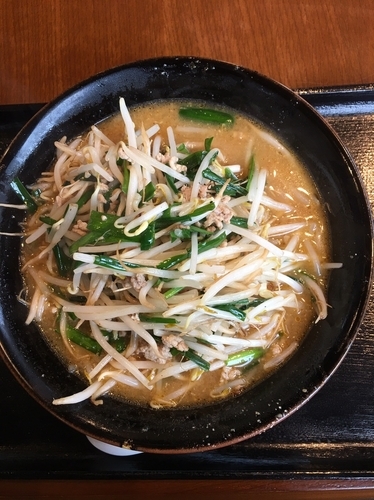 「焙煎みそニラもやしラーメン」@三勝の写真