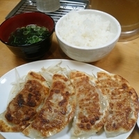 しろ餃子・焼定食590円