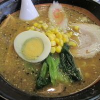 スリバチみそラーメン　「700円」