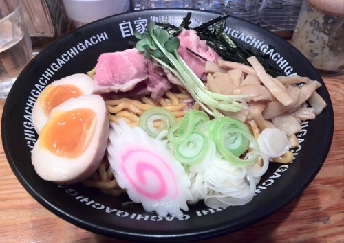 「油そば 690円(大盛無料、味玉クーポン)」@油そば専門店 GACHIの写真