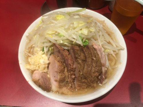 「小豚ラーメン(ヤサイ、ニンニク)」@ラーメン二郎 荻窪店の写真