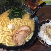 ラーメン 並盛＋ライス