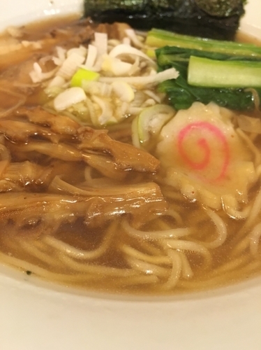 「支那そば(醤油) ¥700」@博多まるきんラーメン 上馬店の写真